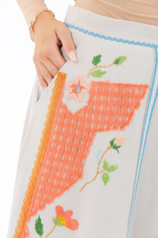 Fusta MATHILDE LARA ivory din tercot cu broderie. Materiale naturale, design unicat, cu broderie si aplicatii handmade
