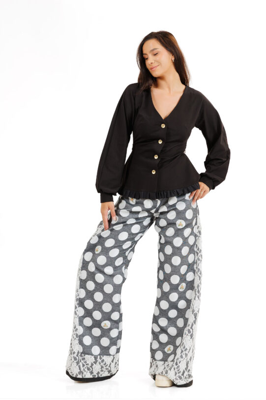 Jacheta MATHILDE DIEM neagra din jerse. Materiale naturale, design unicat, cu broderie si aplicatii handmade