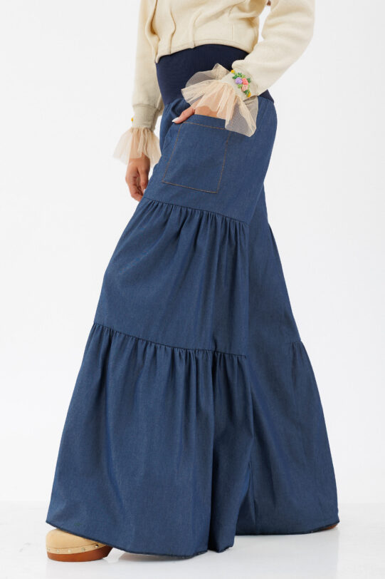 Pantalon MATHILDE ABEL din blug cu buzunare. Materiale naturale, design unicat, cu broderie si aplicatii handmade