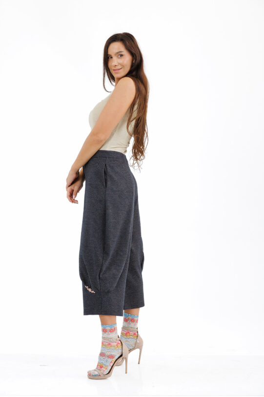 Pantalon MATHILDE HAZEL bleumarin din tricot. Materiale naturale, design unicat, cu broderie si aplicatii handmade