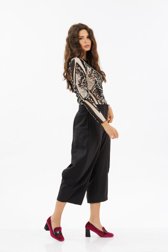 Pantalon MATHILDE HAZEL negru din jerse. Materiale naturale, design unicat, cu broderie si aplicatii handmade