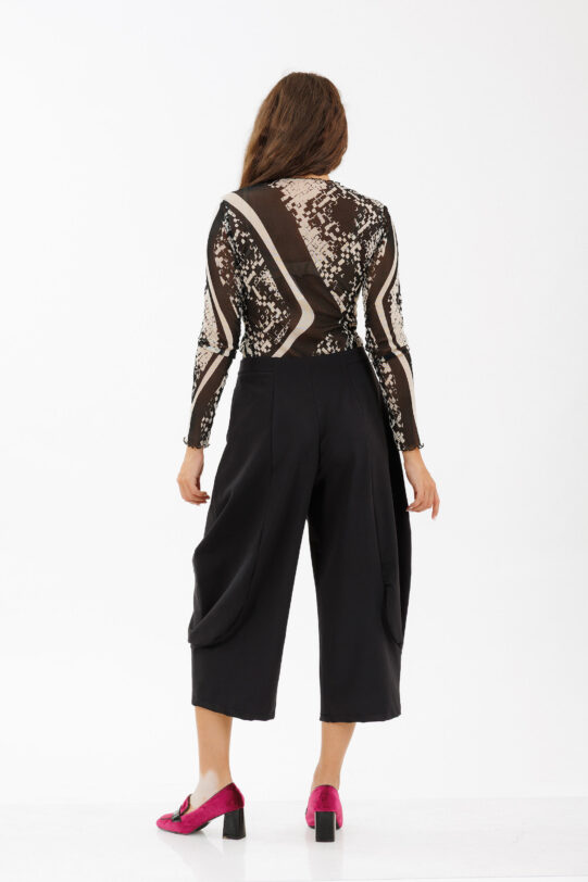 Pantalon MATHILDE HAZEL negru din jerse. Materiale naturale, design unicat, cu broderie si aplicatii handmade