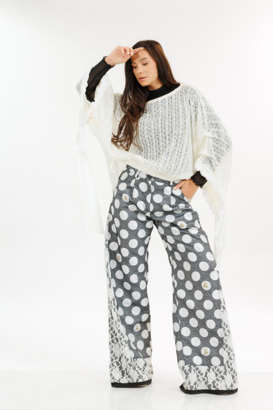 Pantalon MATHILDE LUG cu buline si clin din dantela. Materiale naturale, design unicat, cu broderie si aplicatii handmade