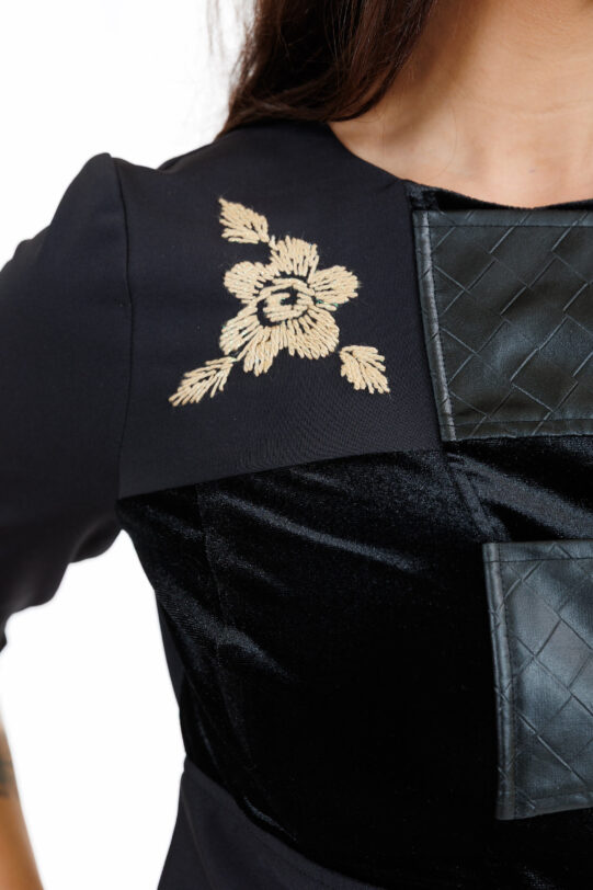 Rochia MATHILDE MAGNO neagra din jerse si catifea. Materiale naturale, design unicat, cu broderie si aplicatii handmade