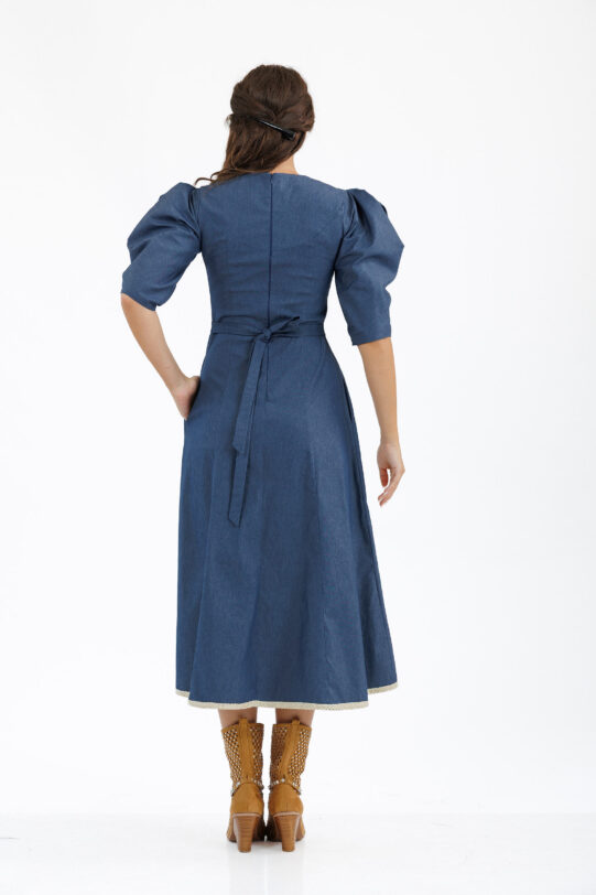 Rochia MATHILDE SENA din blug. Materiale naturale, design unicat, cu broderie si aplicatii handmade