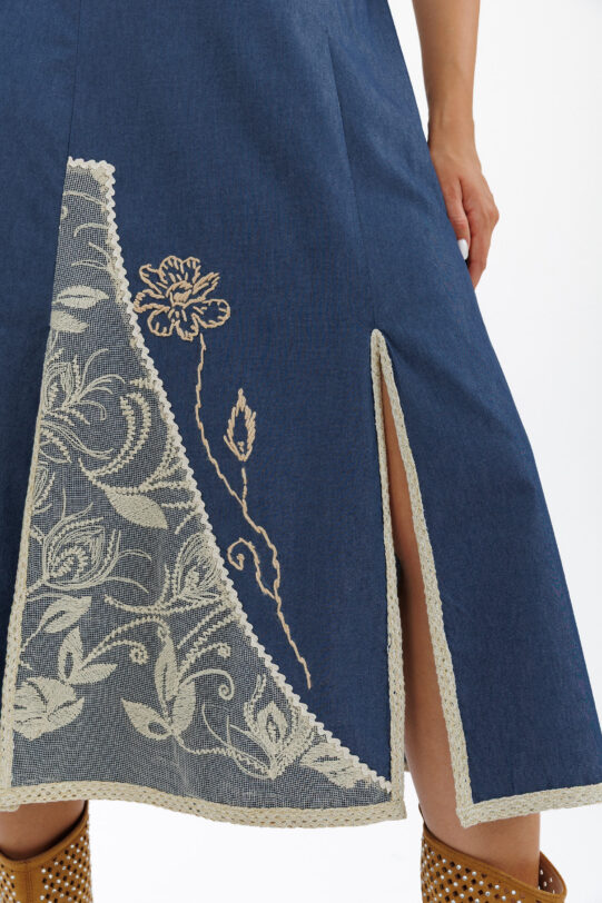Rochia MATHILDE SENA din blug. Materiale naturale, design unicat, cu broderie si aplicatii handmade