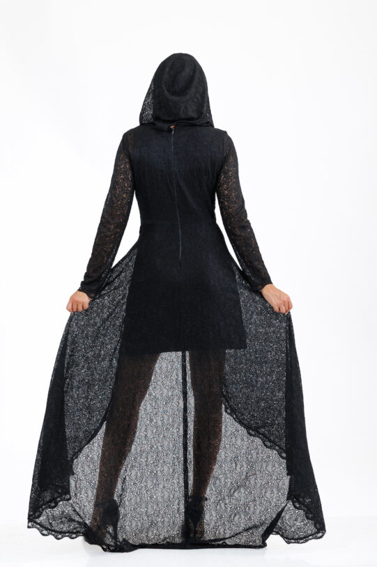 Rochia MATHILDE SEOLA neagra cu gluga din dantela. Materiale naturale, design unicat, cu broderie si aplicatii handmade