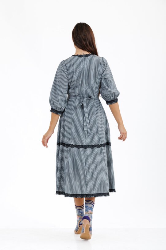 Rochie MATHILDE ALICIA gri din poplin cu dungi. Materiale naturale, design unicat, cu broderie si aplicatii handmade