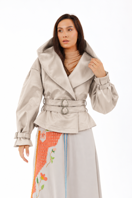 Jacheta MATHILDE IZARA ivory cu cordon din tercot. Materiale naturale, design unicat, cu broderie si aplicatii handmade
